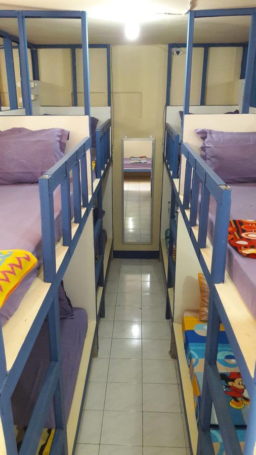 Centro Hostel Labuan Bajo Eksteriør billede