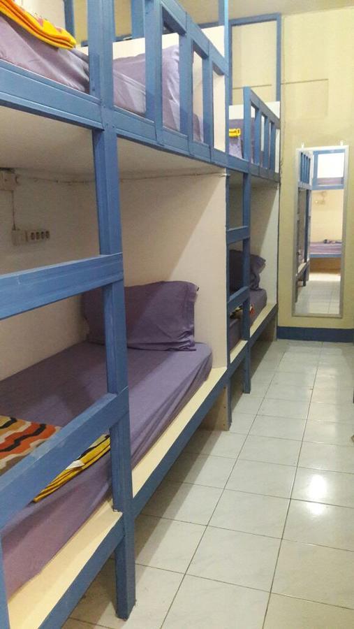 Centro Hostel Labuan Bajo Eksteriør billede