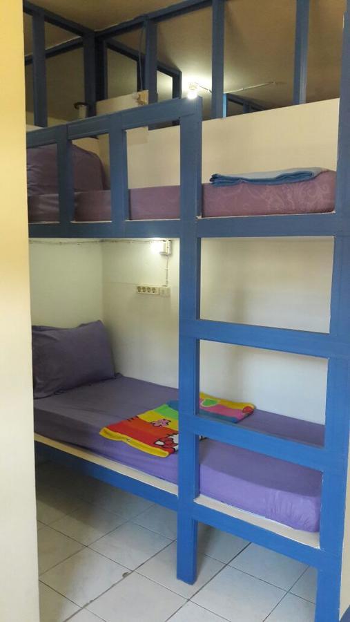 Centro Hostel Labuan Bajo Eksteriør billede